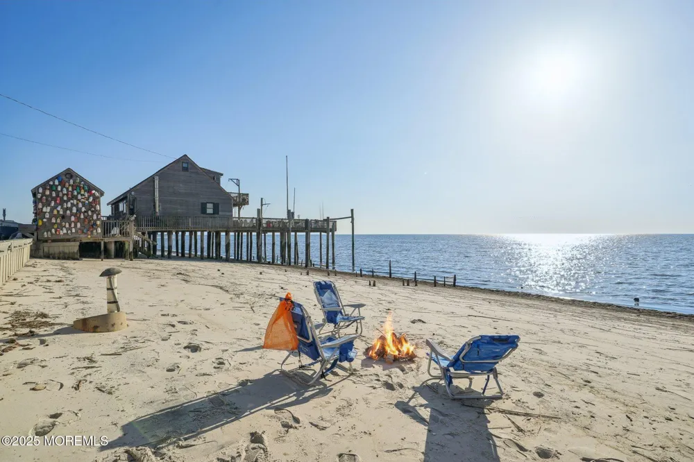 27 S Beach Drive Cape May Court House, NJ 08210