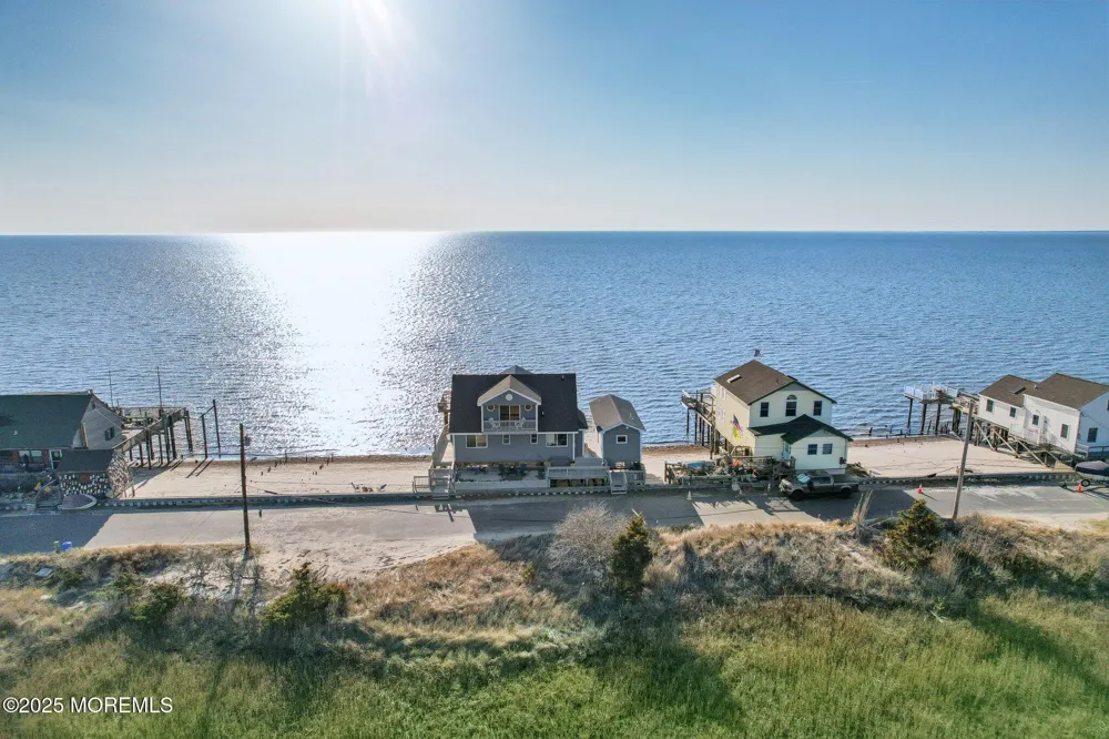 27 S Beach Drive Cape May Court House, NJ 08210