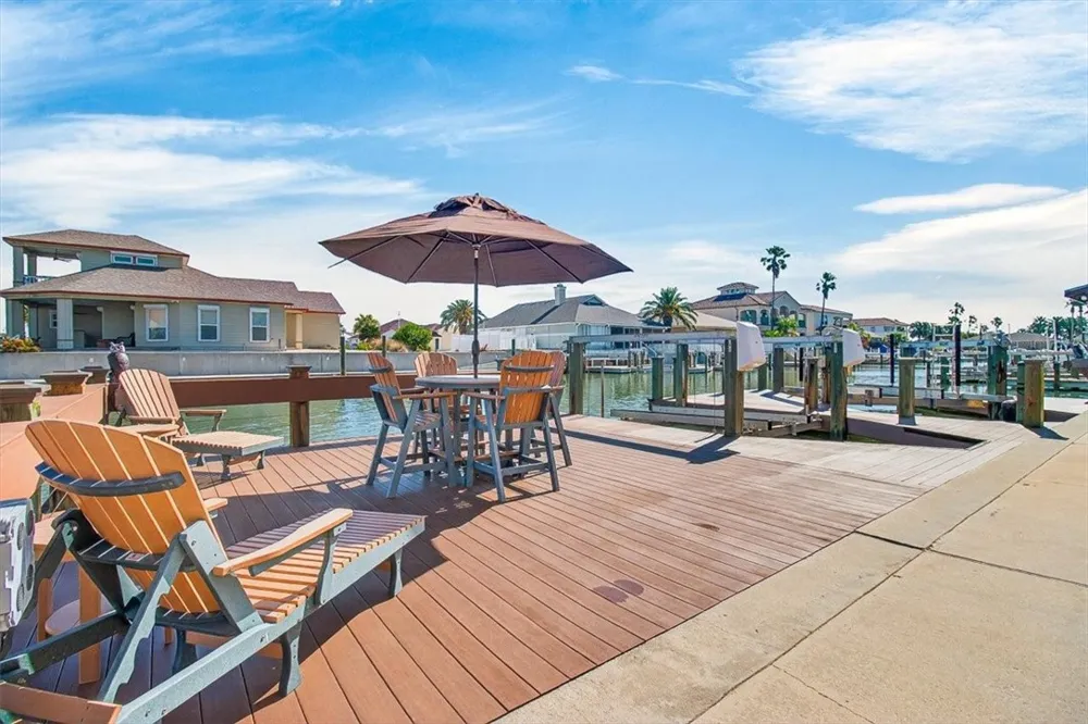 112 Sailfish Court Aransas Pass, TX 78336