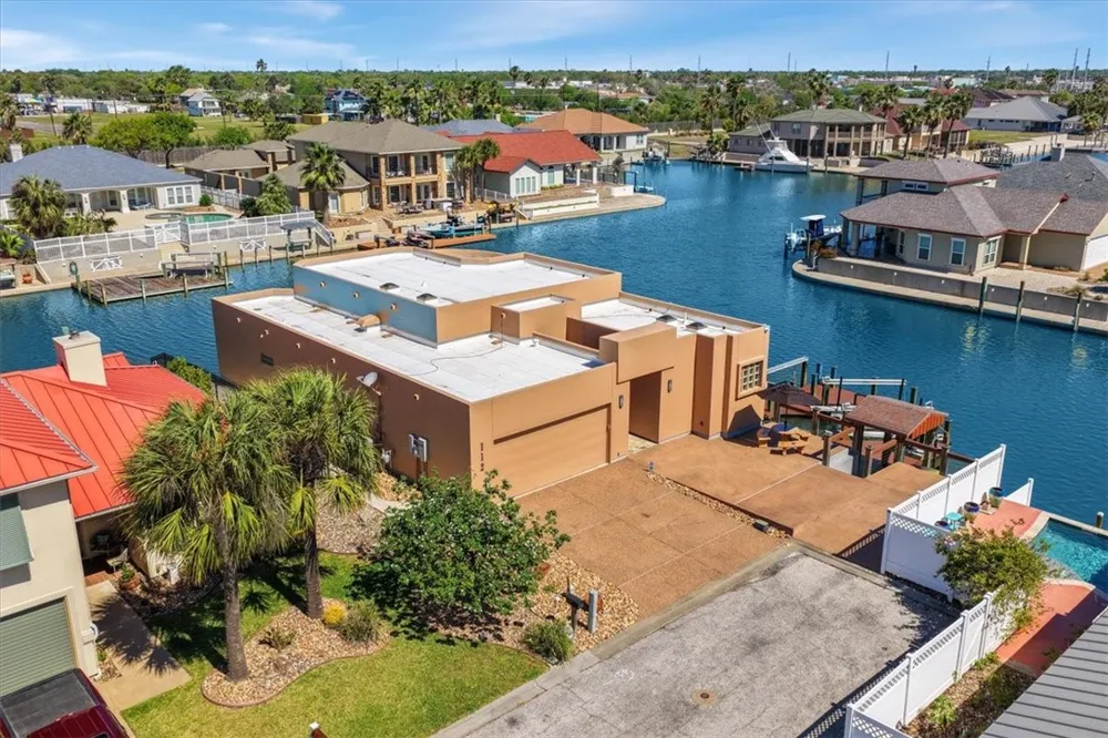 112 Sailfish Court Aransas Pass, TX 78336