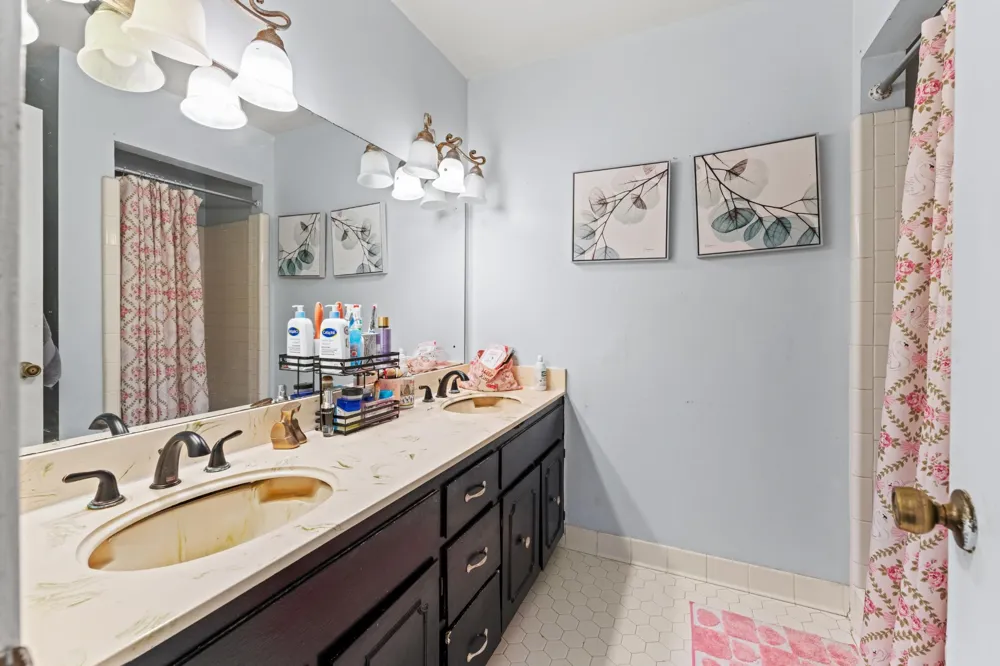 2593 LANRICK CV Memphis, TN 38119