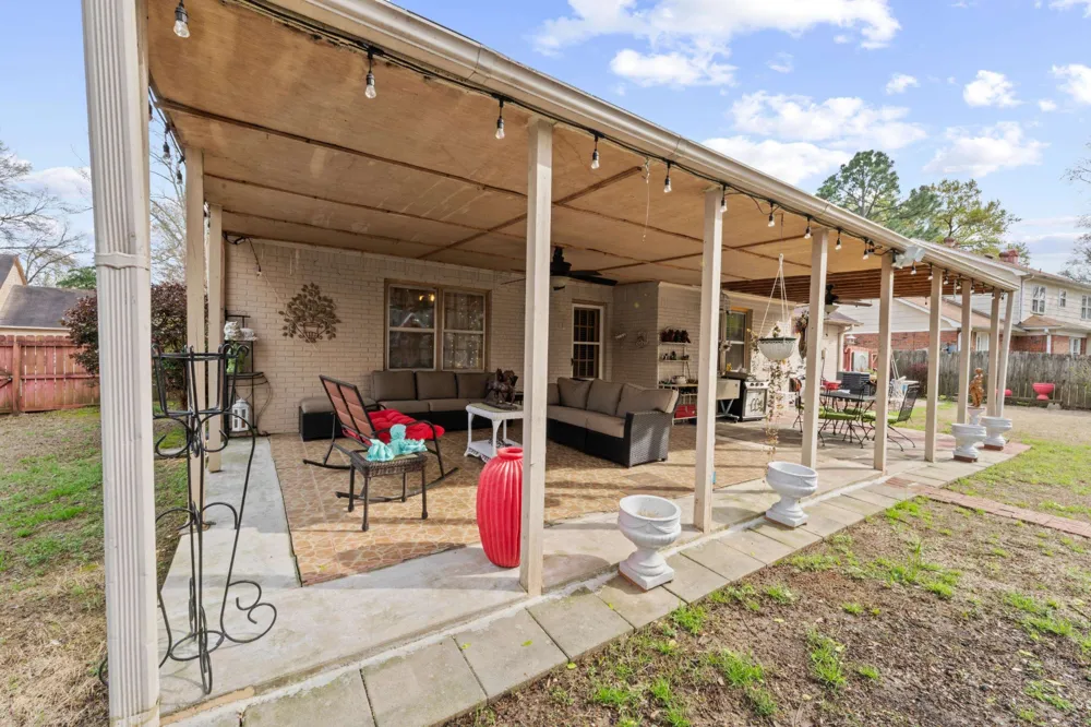 2593 LANRICK CV Memphis, TN 38119