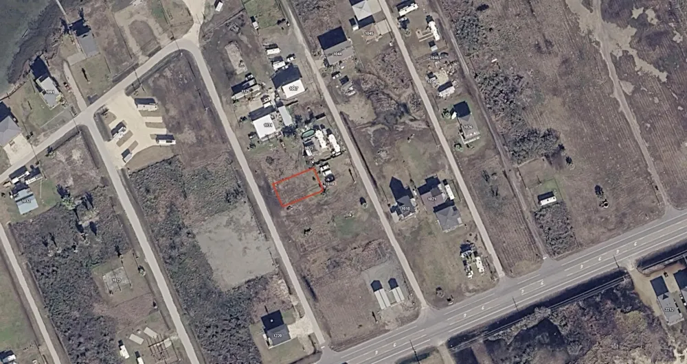1201 Rollover Circle Gilchrist, TX 77617
