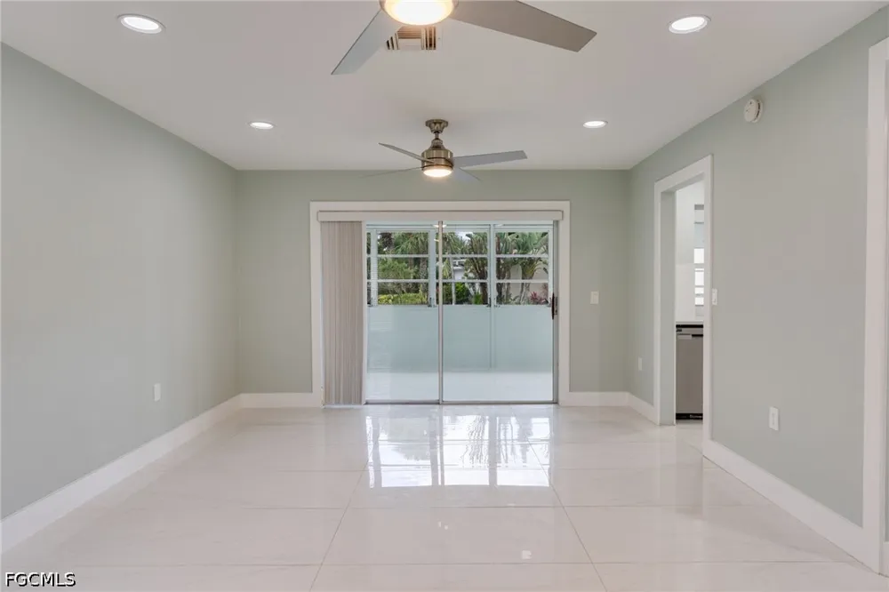 Lakewood Boulevard #F30 Naples, FL 34112