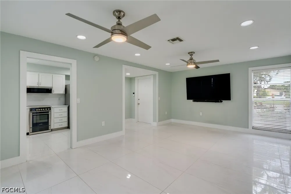 Lakewood Boulevard #F30 Naples, FL 34112