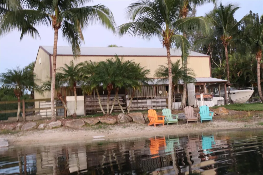 18901 SW 63rd St Southwest Ranches, FL 33332