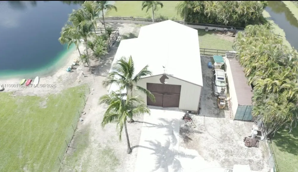 18901 SW 63rd St Southwest Ranches, FL 33332