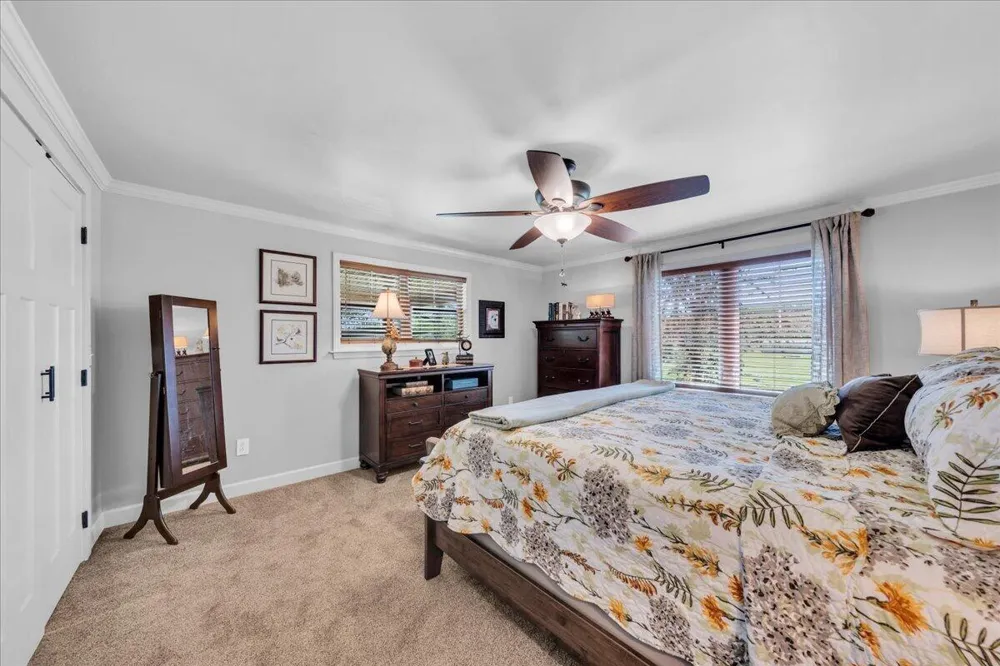 7463 Valley View Highway Whitwell, TN 37397