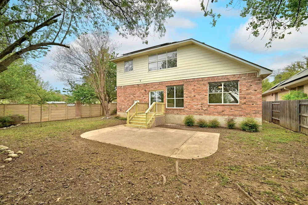 13401 Lamplight Village Avenue Austin, TX 78727