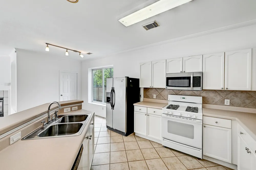 13401 Lamplight Village Avenue Austin, TX 78727