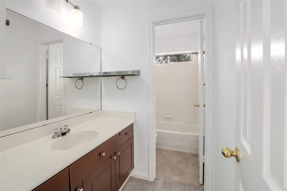 13401 Lamplight Village Avenue Austin, TX 78727