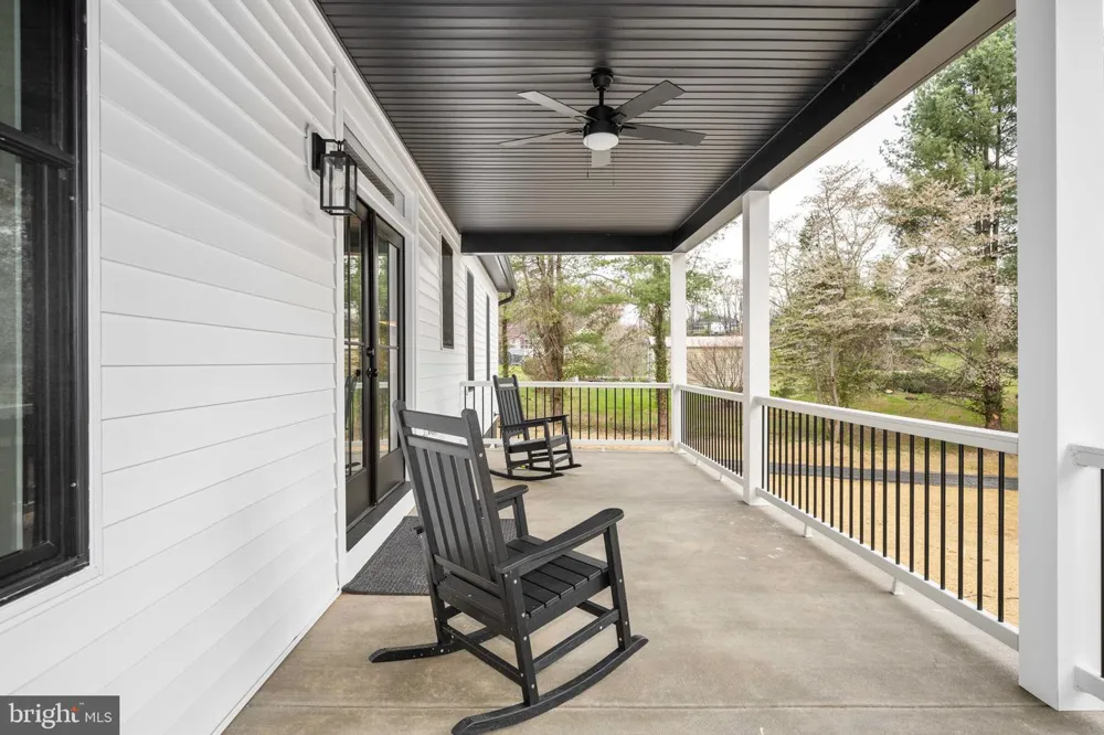11015 EGGBORNSVILLE Rixeyville, VA 22737