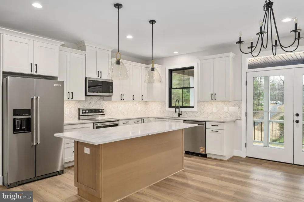 11015 EGGBORNSVILLE Rixeyville, VA 22737