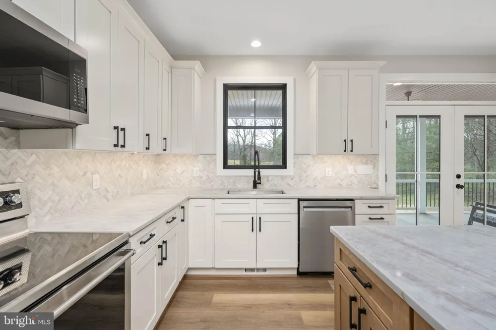 11015 EGGBORNSVILLE Rixeyville, VA 22737