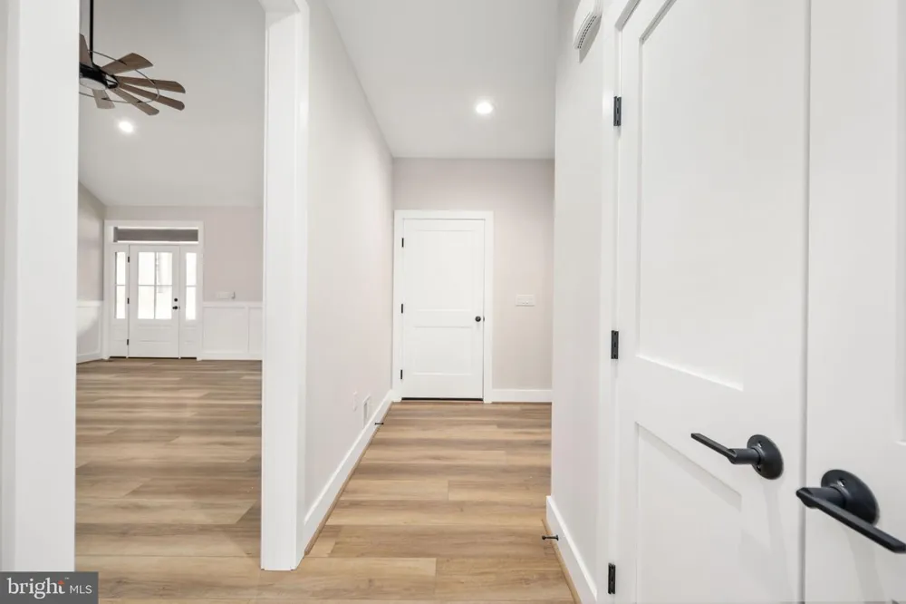 11015 EGGBORNSVILLE Rixeyville, VA 22737