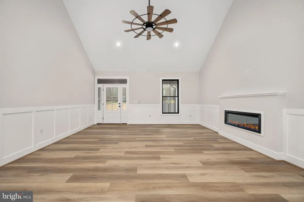 11015 EGGBORNSVILLE Rixeyville, VA 22737
