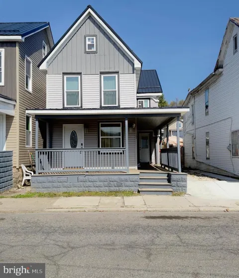 157 W FOURTH ST