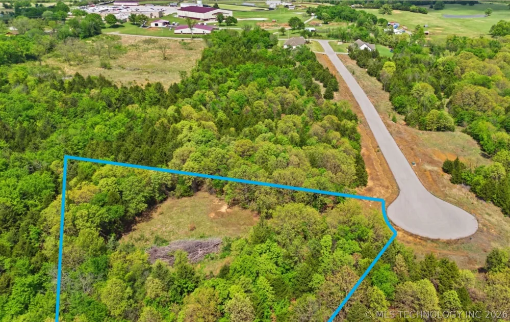 586 S Reagan Avenue Kellyville, OK 74039