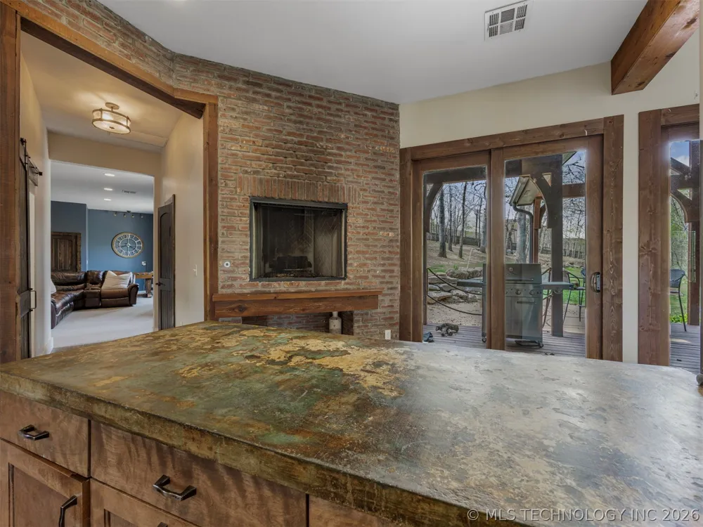 28255 E 6th Place Catoosa, OK 74015