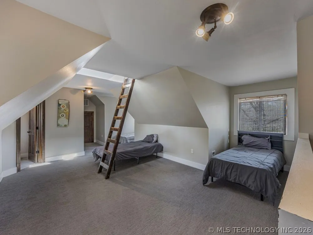 28255 E 6th Place Catoosa, OK 74015