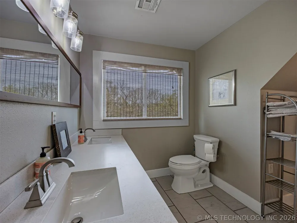28255 E 6th Place Catoosa, OK 74015