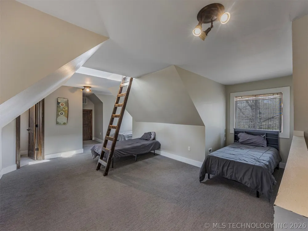 28255 E 6th Place Catoosa, OK 74015