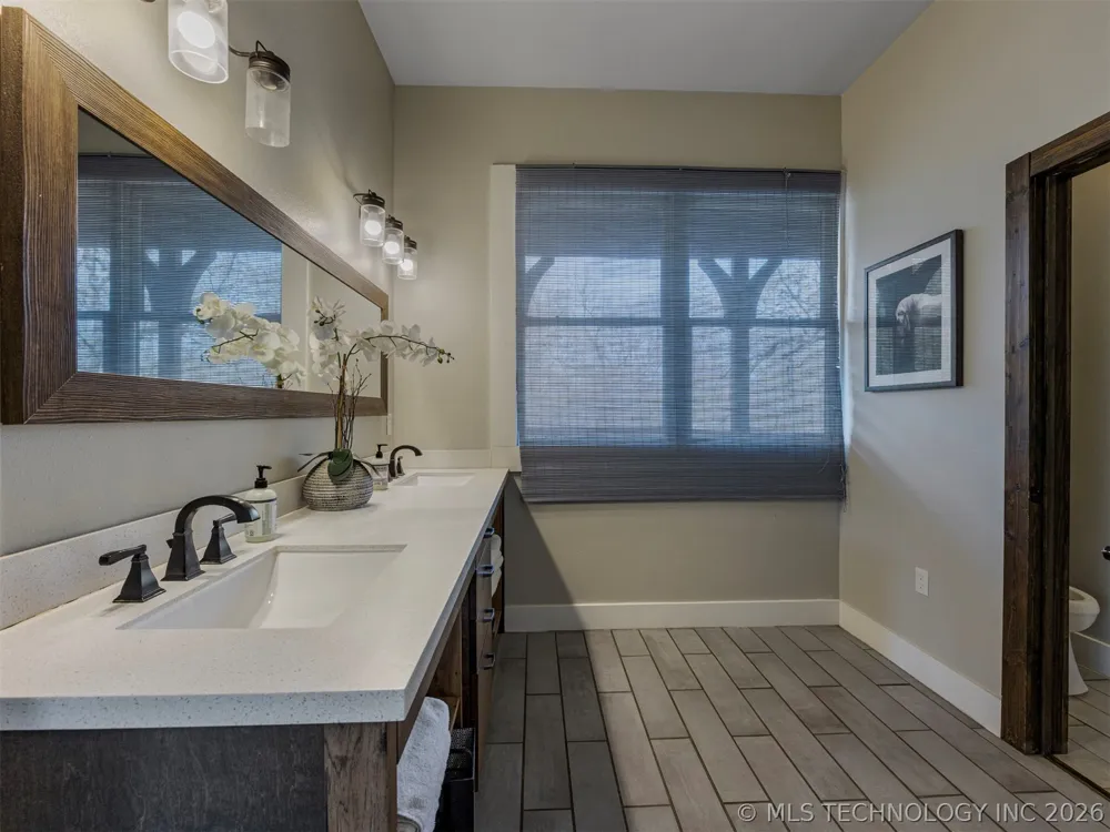 28255 E 6th Place Catoosa, OK 74015
