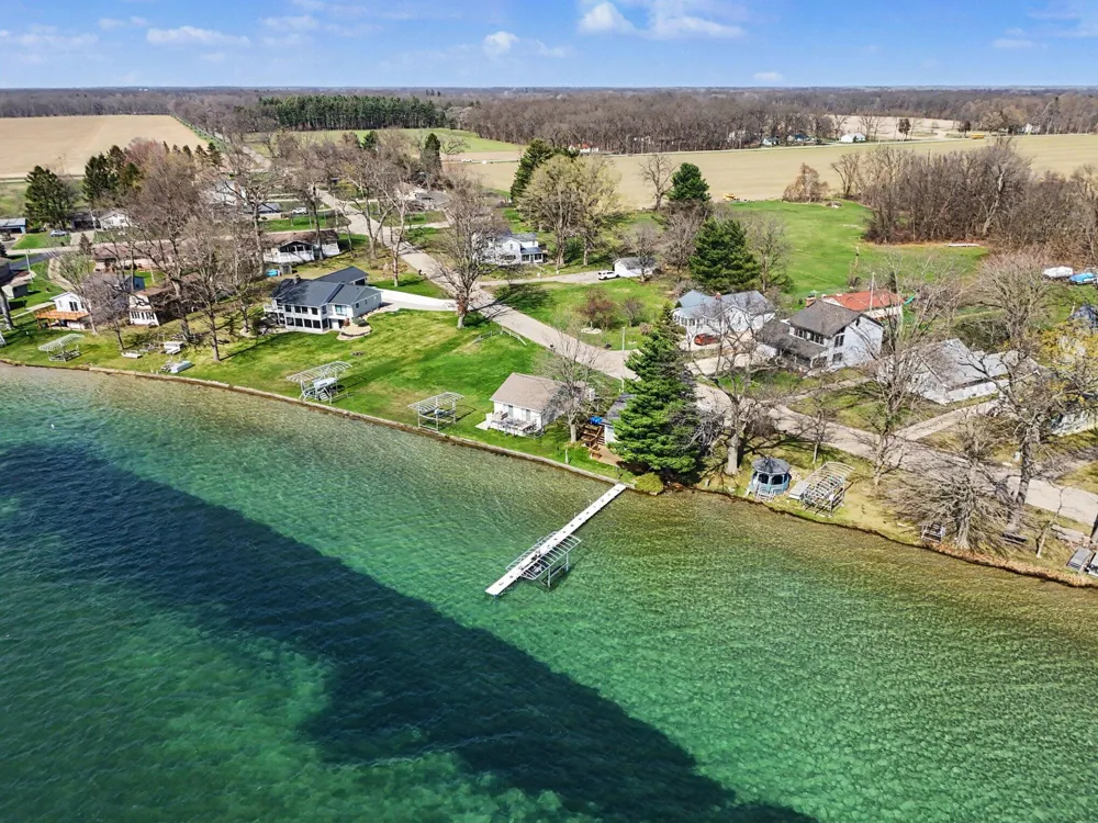55019 Fisher Lake Road Three Rivers, MI 49093