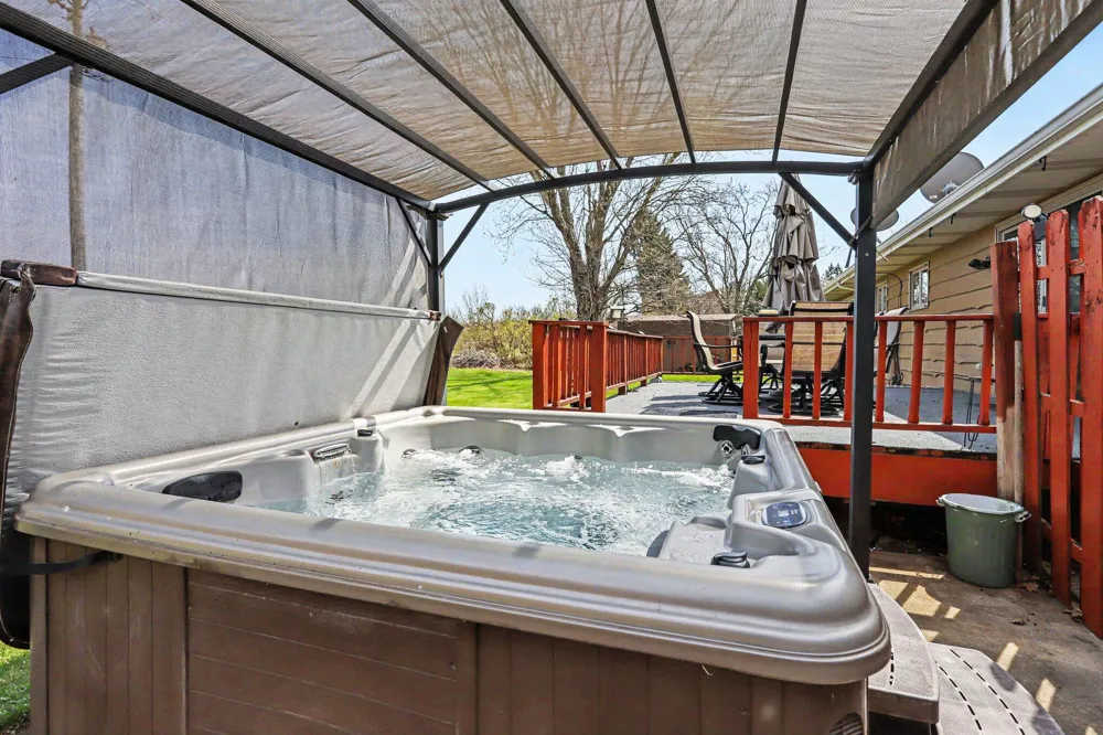 55019 Fisher Lake Road Three Rivers, MI 49093