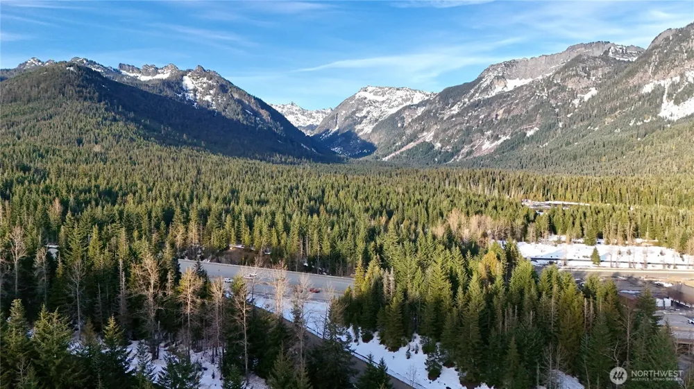 56 Snoqualmie Drive Snoqualmie Pass, WA 98068