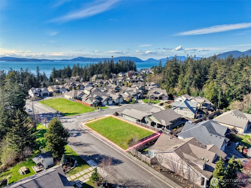 2719 Strom Place Anacortes, WA 98221