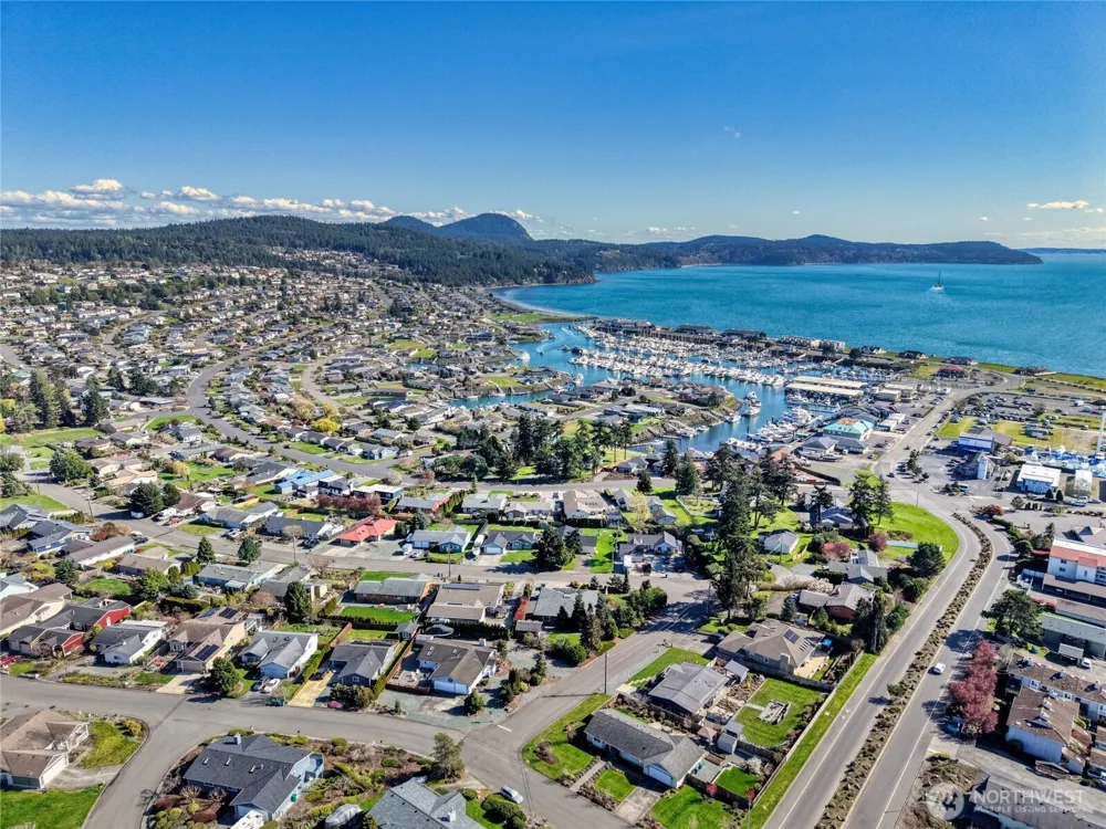 2719 Strom Place Anacortes, WA 98221