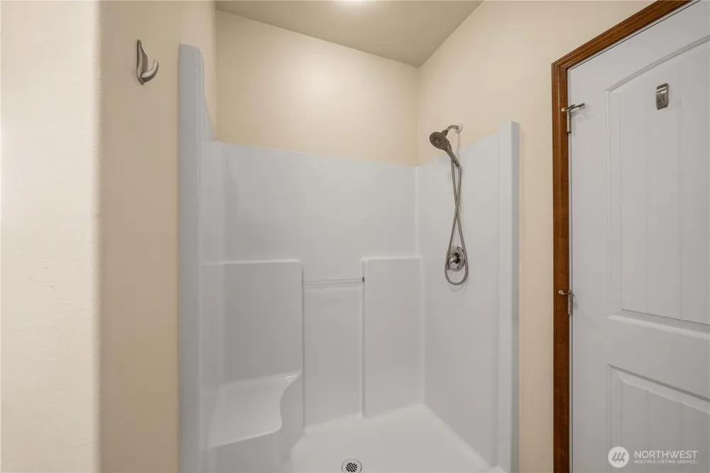 10404 210th Lane SW Rochester, WA 98579