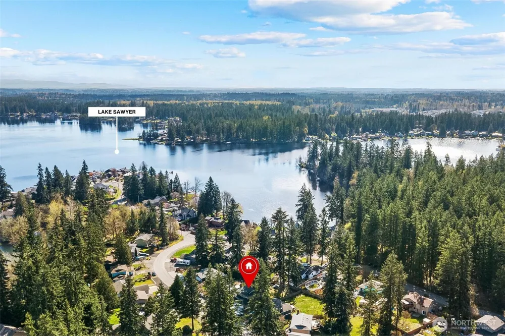 28915 229th Place SE Black Diamond, WA 98010