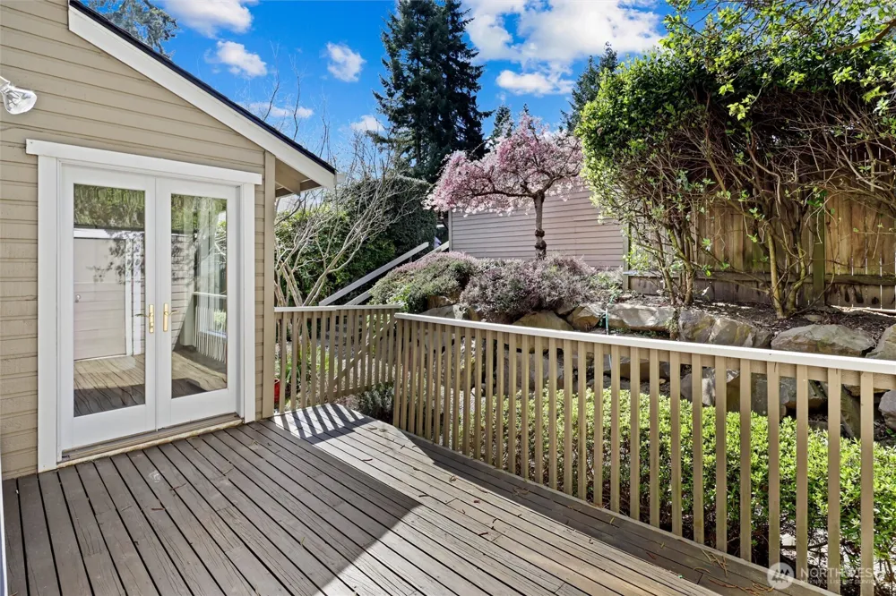 1230 101st Place NE #1230 Bellevue, WA 98004