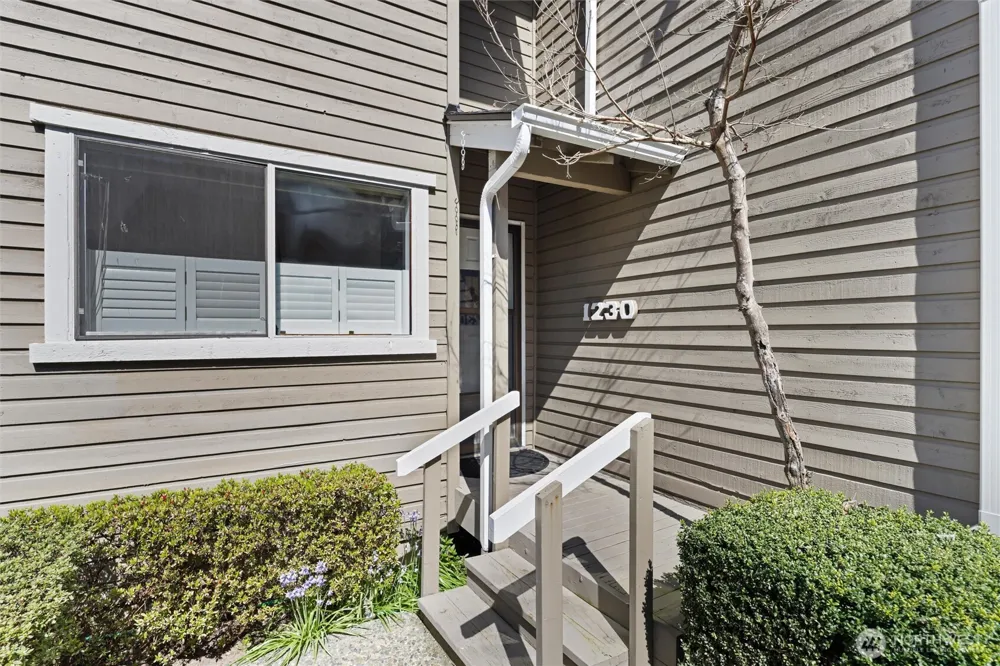 1230 101st Place NE #1230 Bellevue, WA 98004