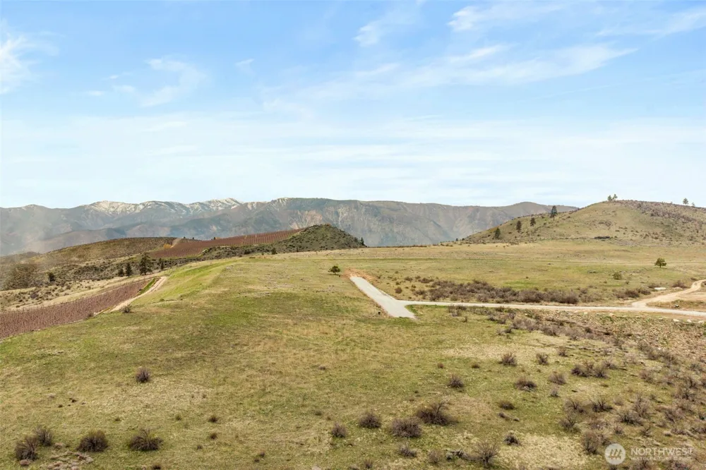 331 Rancho Perri Lane Manson, WA 98831