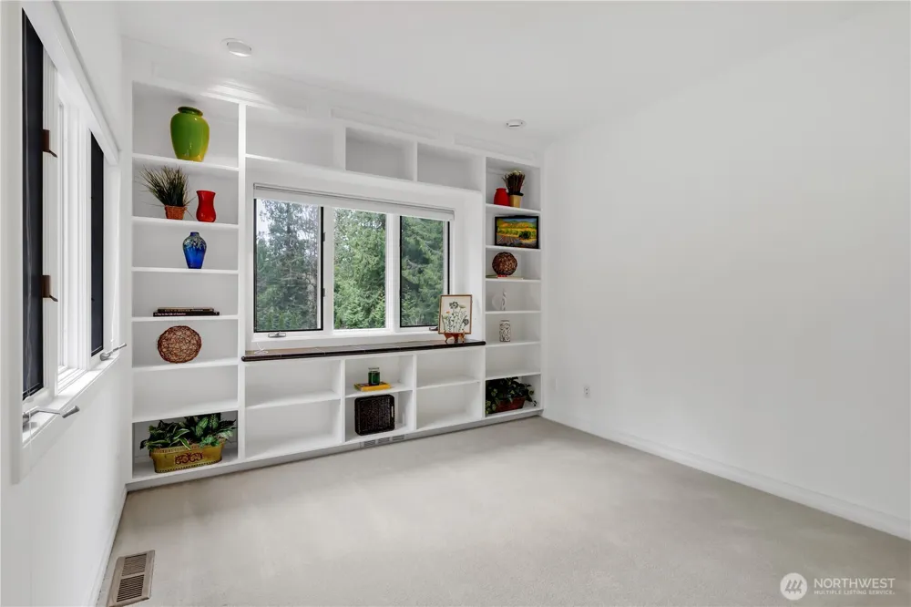 28726 SE 43rd Place Fall City, WA 98024