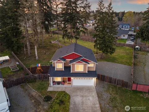 114 Lillian Lane SE
