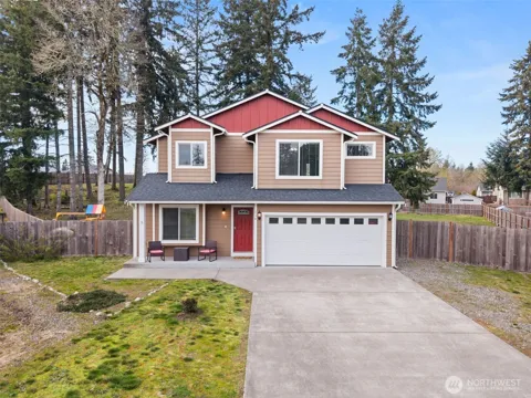 114 Lillian Lane SE