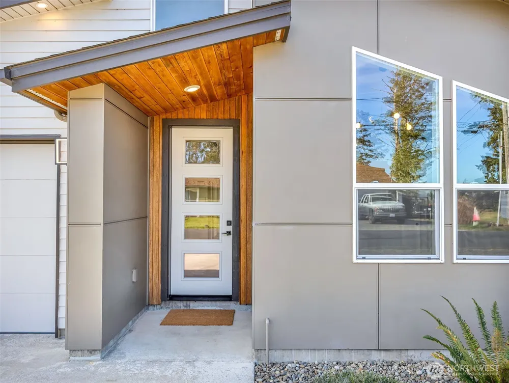 201 24th Street NE Long Beach, WA 98631