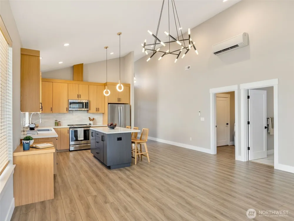 201 24th Street NE Long Beach, WA 98631