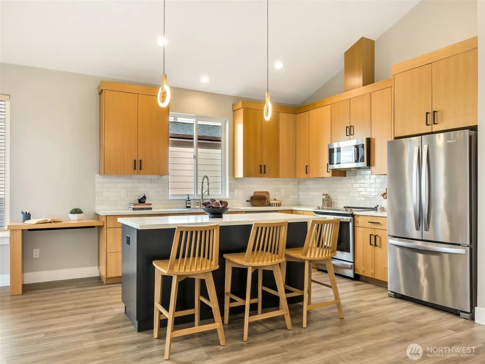 201 24th Street NE Long Beach, WA 98631