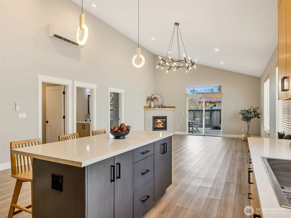 201 24th Street NE Long Beach, WA 98631