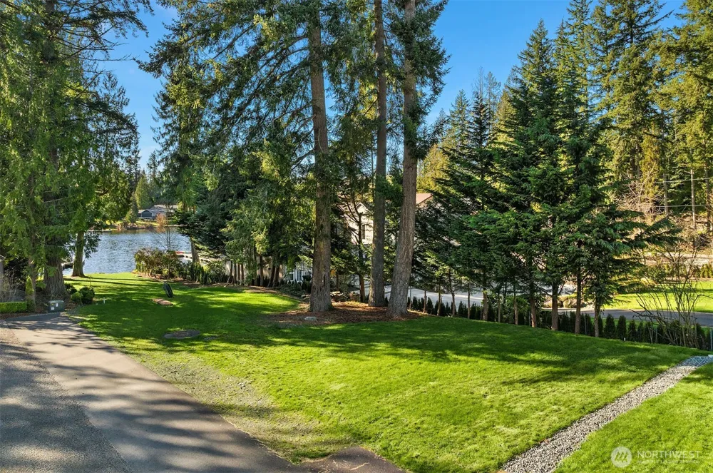 28 xx 226th Avenue SE Sammamish, WA 98075
