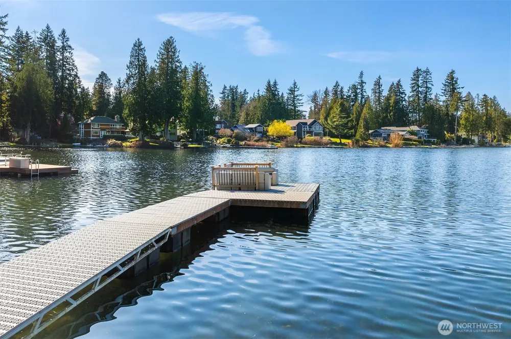 28 xx 226th Avenue SE Sammamish, WA 98075