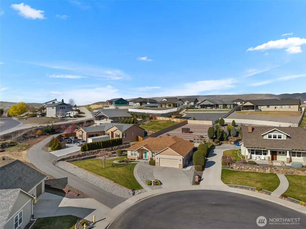48 Luther Court Malaga, WA 98828