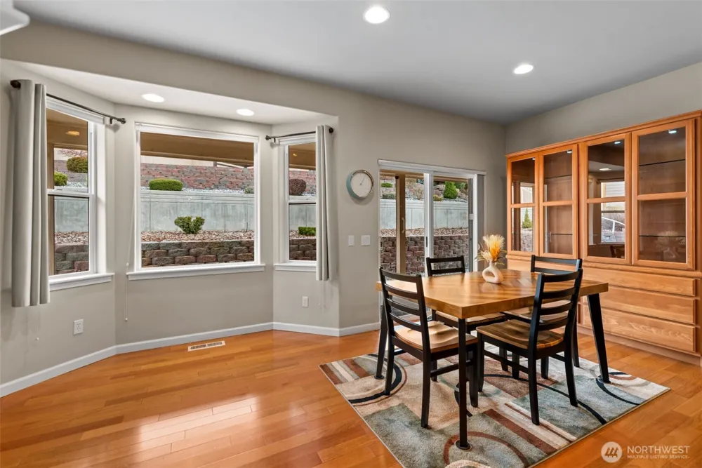 48 Luther Court Malaga, WA 98828