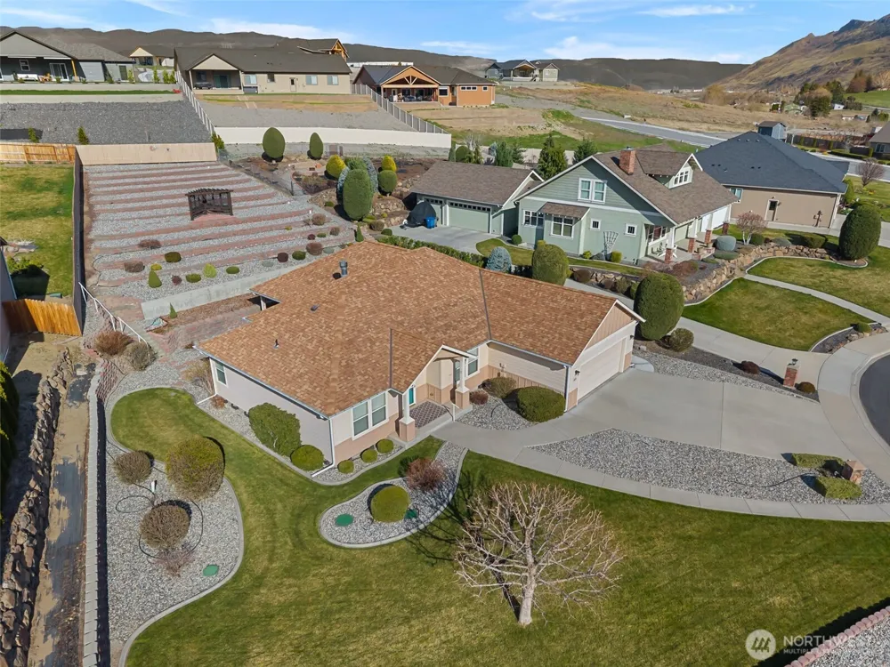 48 Luther Court Malaga, WA 98828