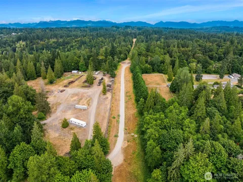 13 XXX Carnation Duvall Road NE